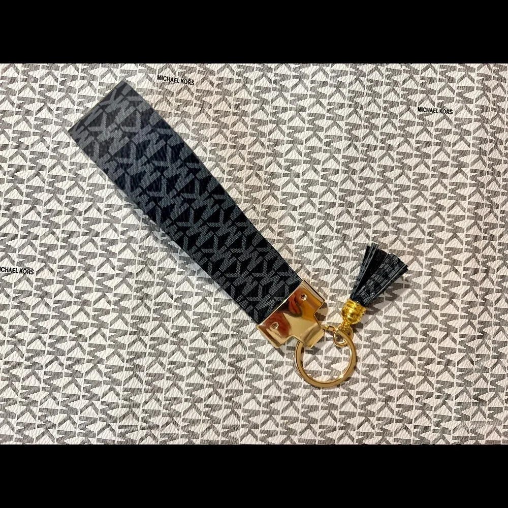 COPY - COPY - Designer wristlet keychains_3